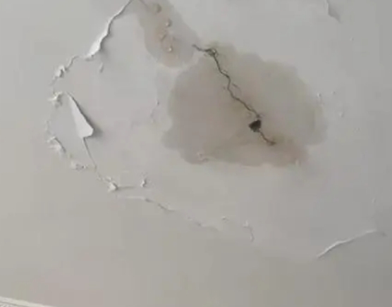 巴林左阳台漏水维修公司分享下屋面防水工程质量问题原因分析